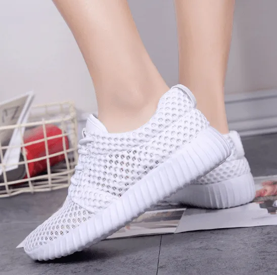 Breathable and comfortable sneakers