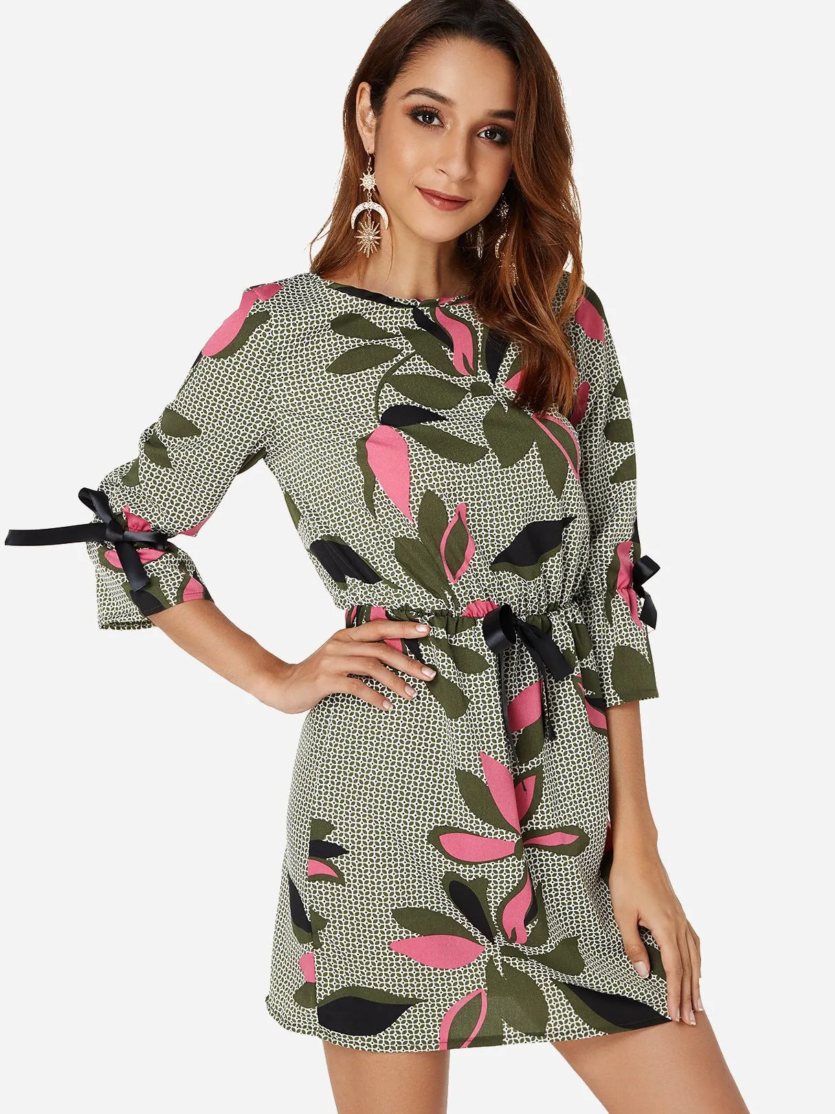 Wholesale Round Neck 3/4 Length Sleeve Floral Print Self-Tie 3/4 Length Sleeve Dress